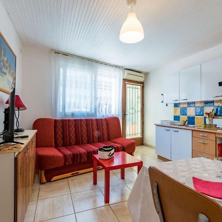 Studio Le Grec By Interhome Le Grau-du-Roi Bagian luar foto